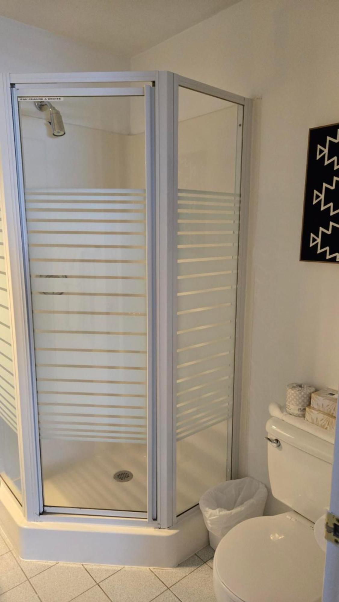 Auberge Matha Saint Jean De Matha Экстерьер фото